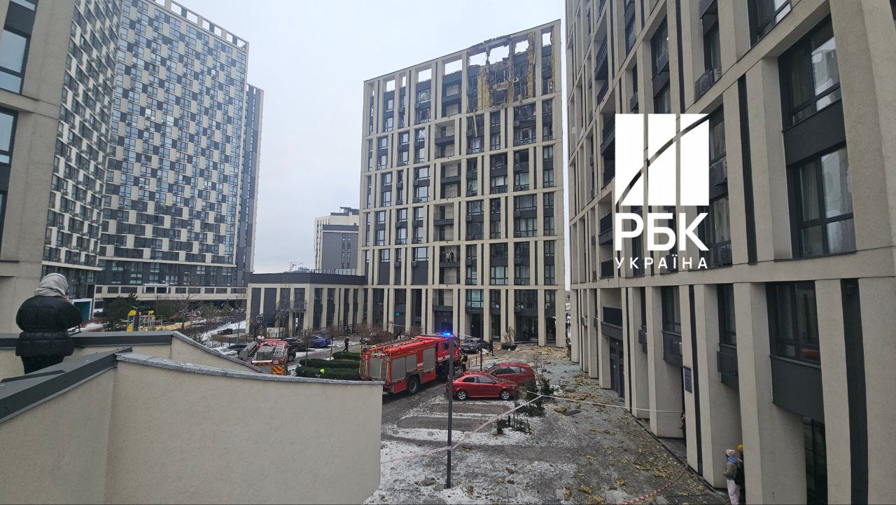 Тревога 10 часов, дома без тепла и света: что известно о последствиях обстрела Киева на сейчас